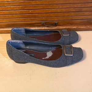 Liz Claiborne Womens Lily  Size 7 Gray  Slip On 1" Block Heels